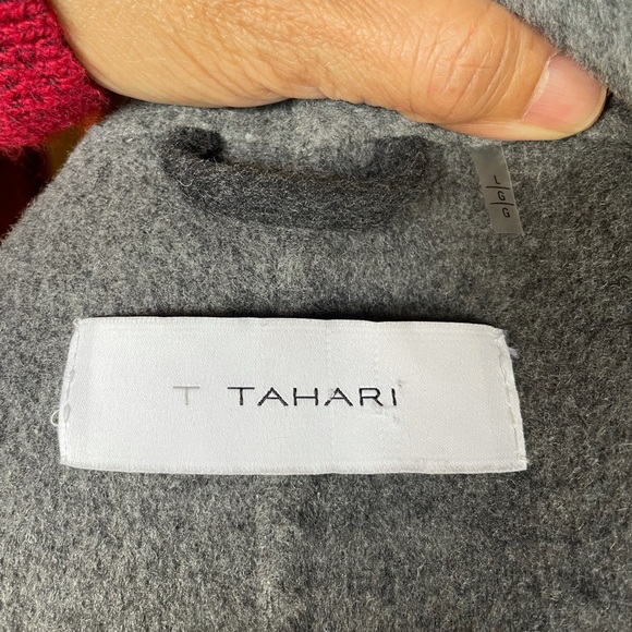 Tahari women’s wool coat - Picture 6 of 7